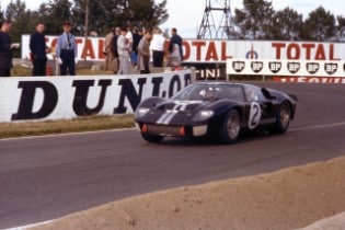 GT40 MkII-The American Supercar (1966)